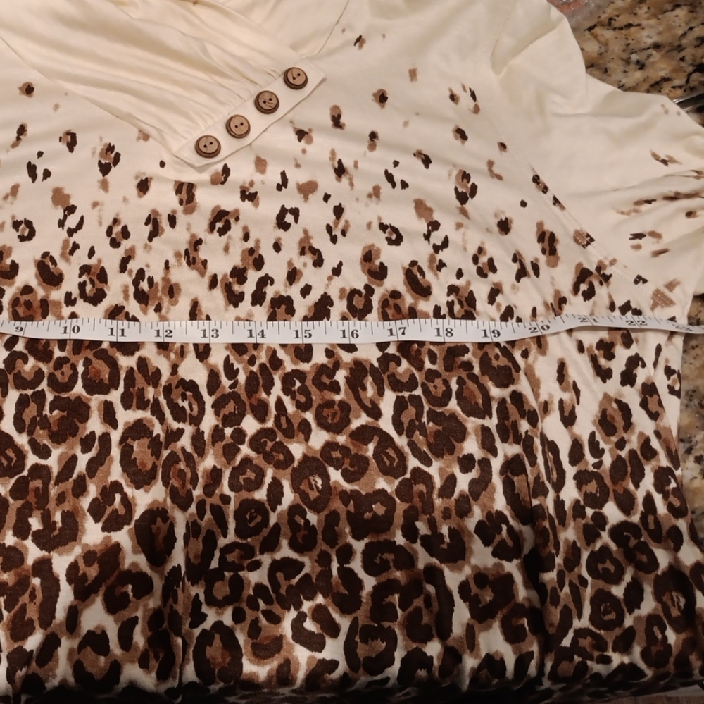 Womens Multiples Stretchy Comfy Long Sleeve Cheetah Print Button Detail XL - Picture 5 of 6